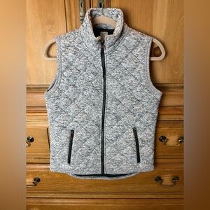 Kinnucans Gray Quilted Zip-Up Vest